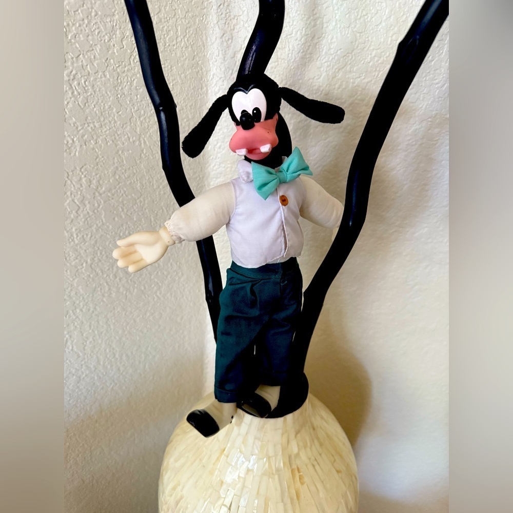 Vintage Applause Goofy Plastic Face Plush